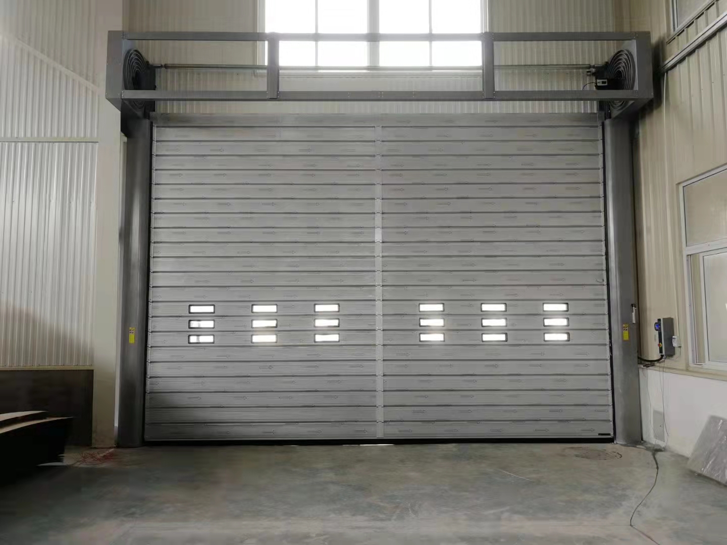 硬质涡轮快速门